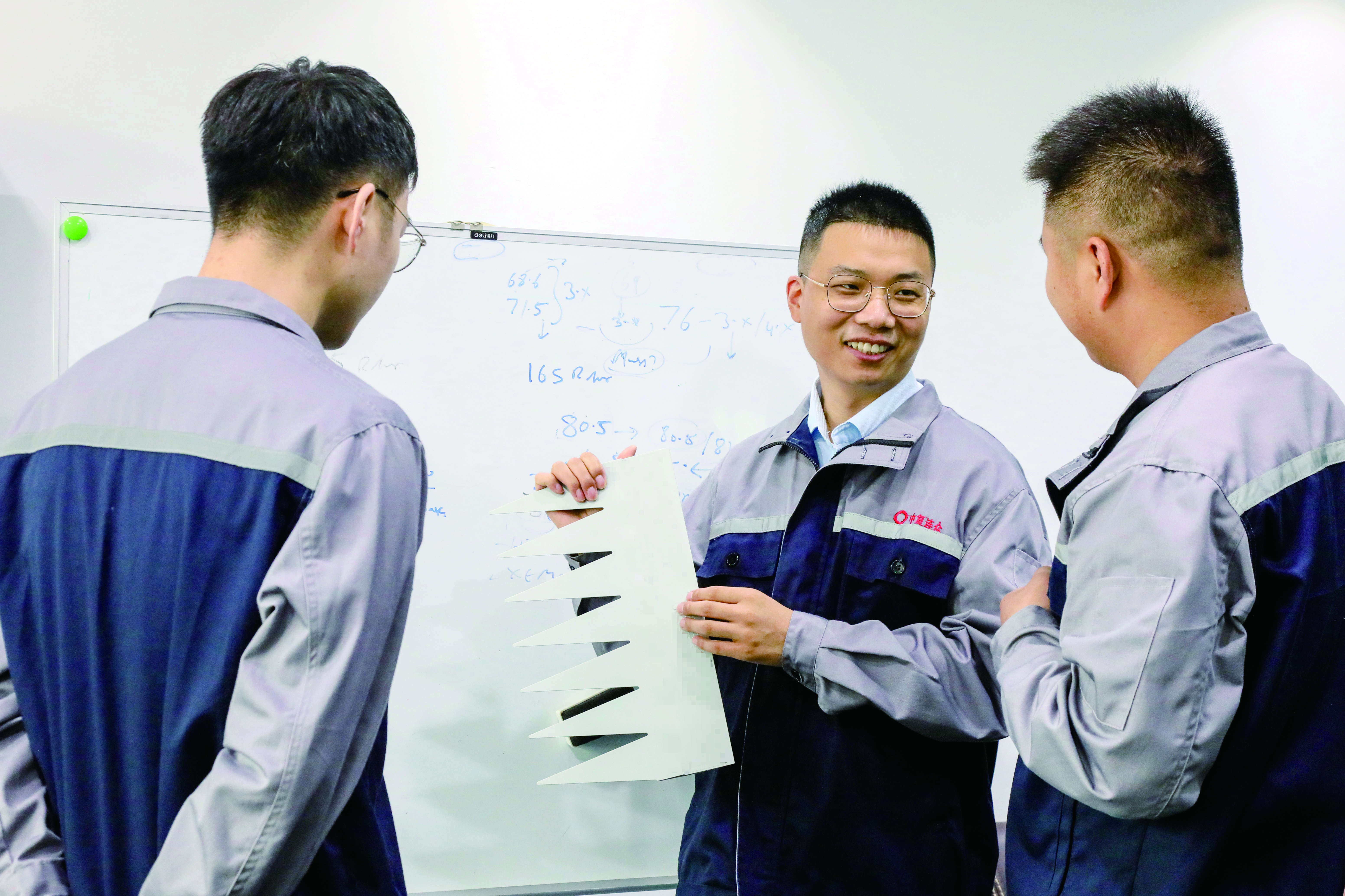 202109020933281630546408554243.jpg 852A5282-馬賽克.jpg