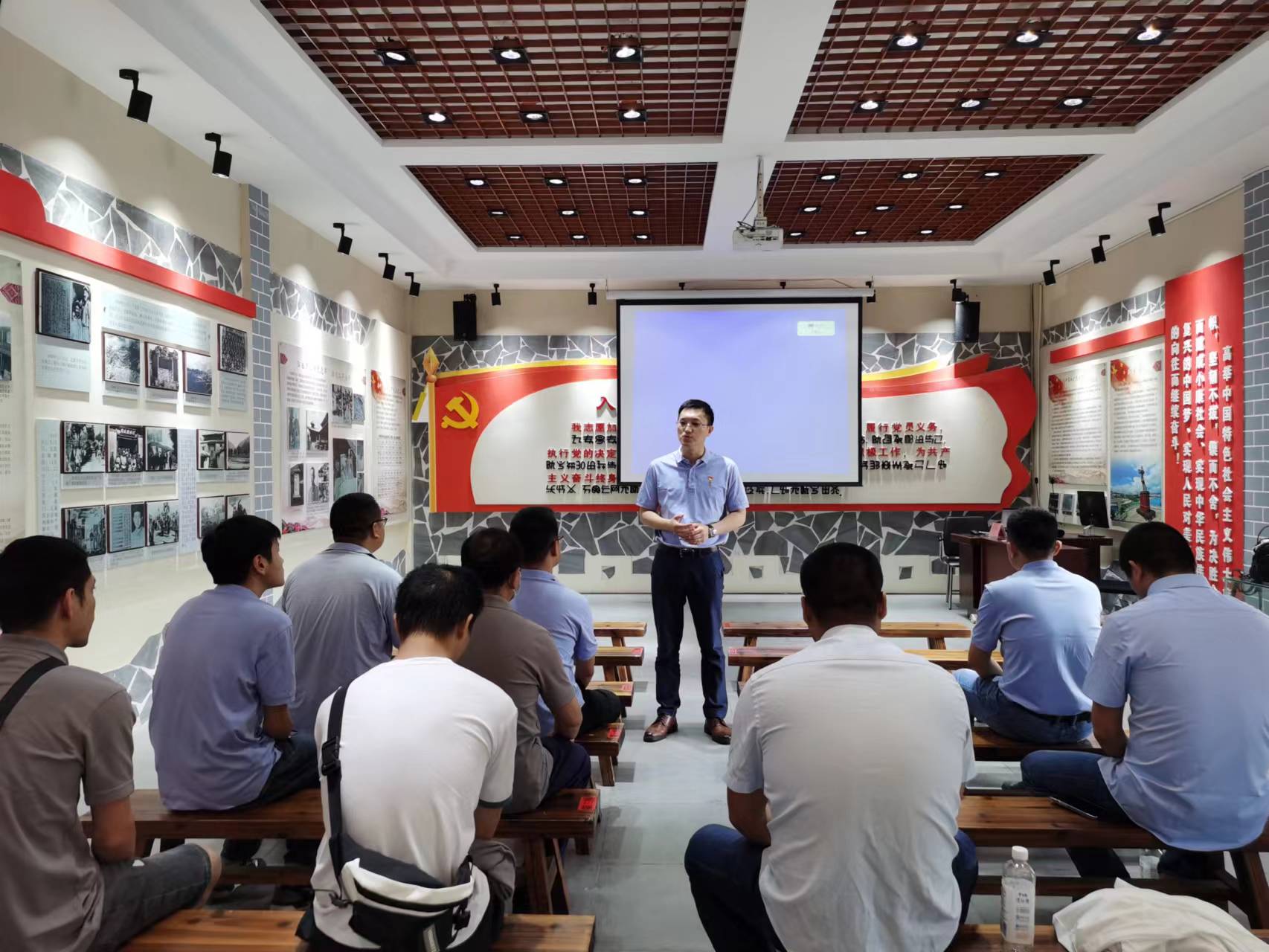 202207191029261658197766411741.jpg a9f3d100c5e963694401b003b89ecb8.jpg